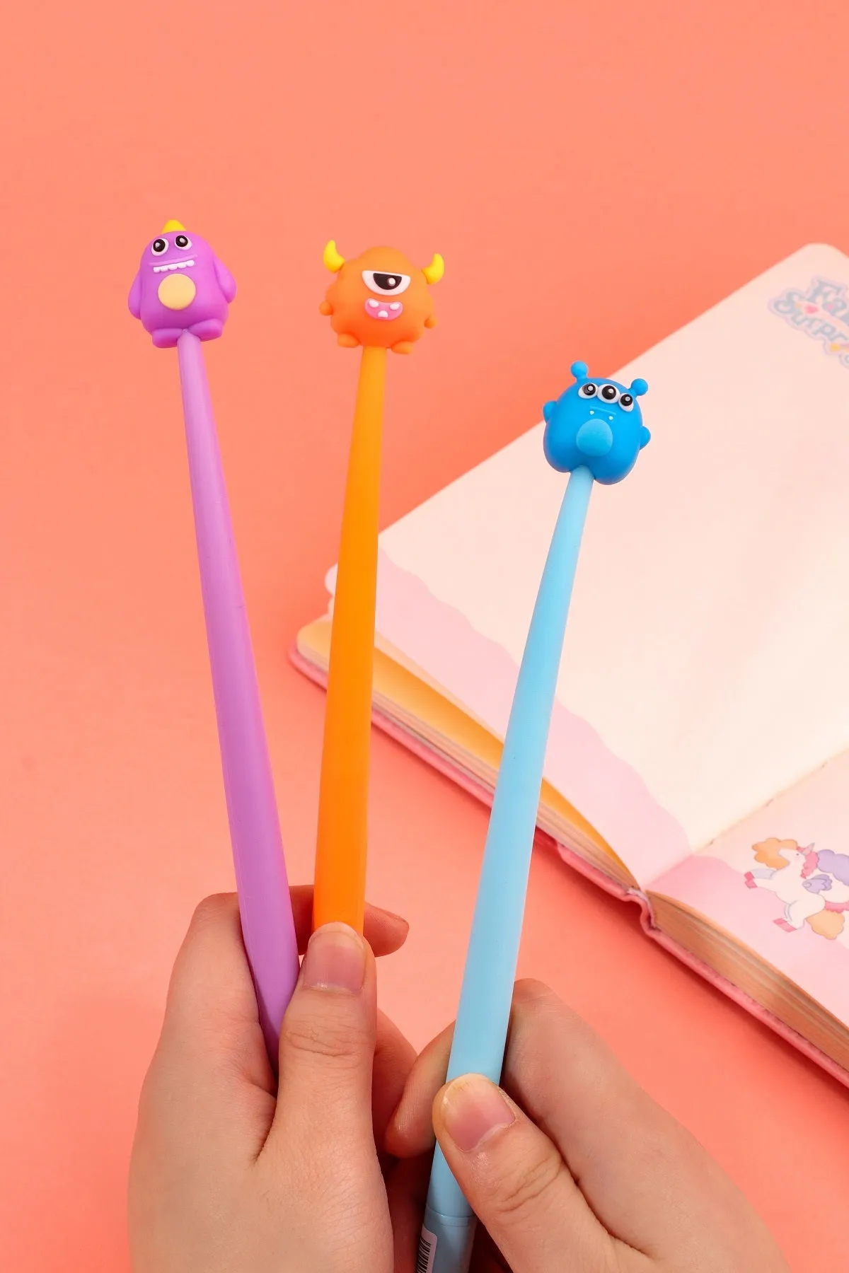22513 MONSTER WIGGLE GEL PEN-24