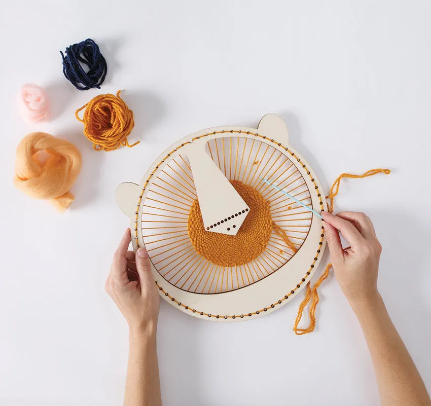 Lion Weaving Kit
